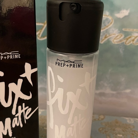 💜MAC COSMETICS FIX IT💜 - Picture 3 of 6